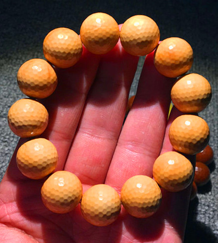 1-猴头核桃钻石面圆珠手串