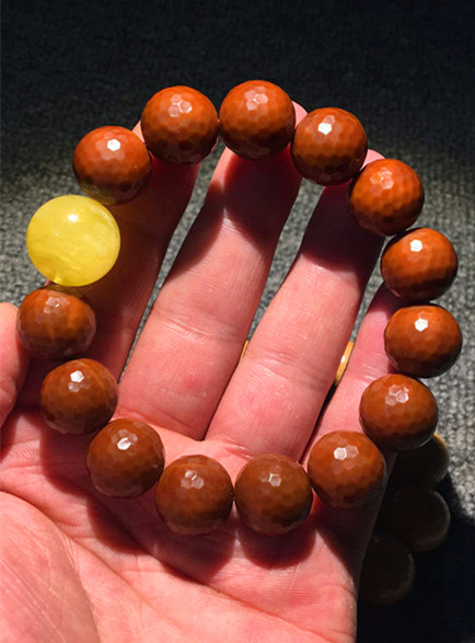 18-猴头核桃-钻石面圆珠手串